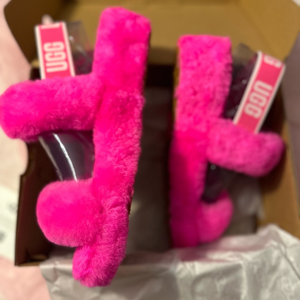 Ugg slippers W OH YEAH Fushia size 8 women’s